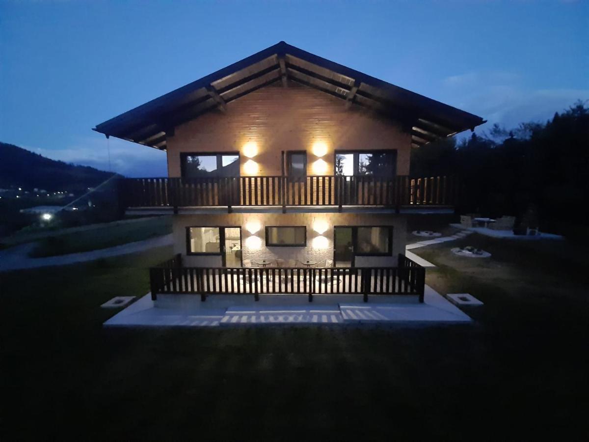 Noor Villa Vatra Dornei Bagian luar foto